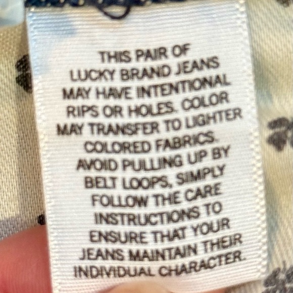 NWT Lucky Brand Women’s Laguna Denim Medium Wash Mid Rise Cotton Short Size 28/6 - Picture 8 of 14